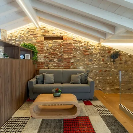 Loft Roby