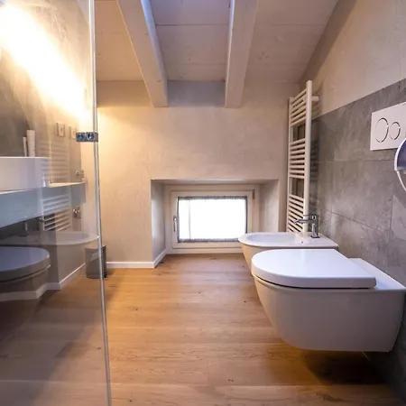 Loft Roby *