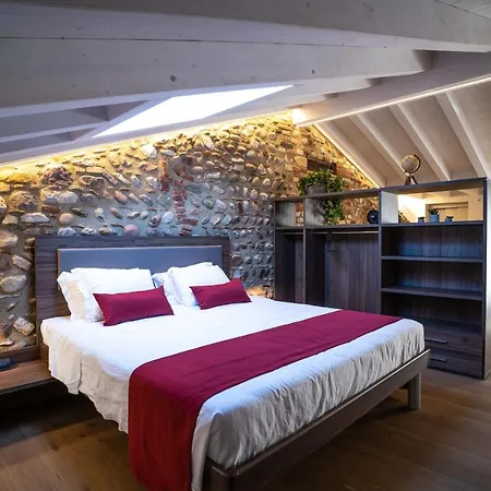 Διαμέρισμα Loft Roby *