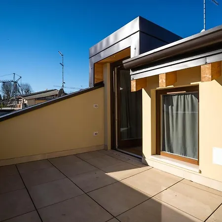 Loft Roby *
