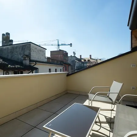 Διαμέρισμα Loft Roby *
